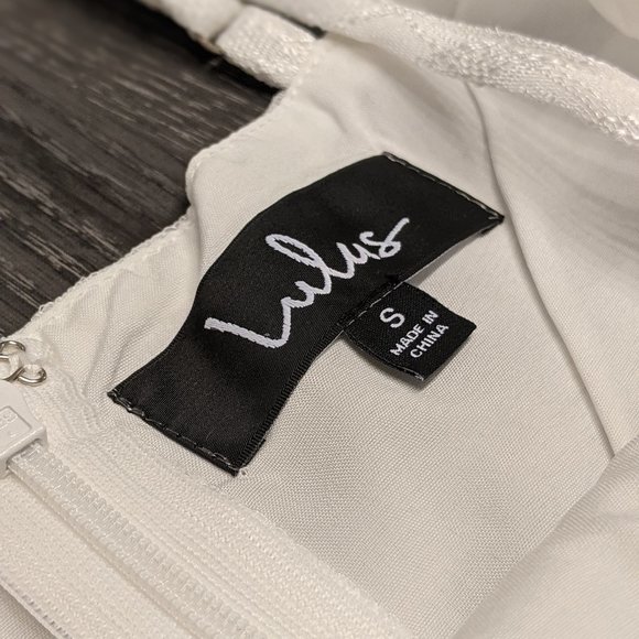 Lulus Mesh Sleeveless MIdi Dress - Picture 3 of 4